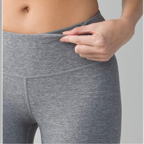 Lululemon Wunder Under Crop II Heathered Slate Pants Leggings Tights Yoga 6 - Picture 3 of 12